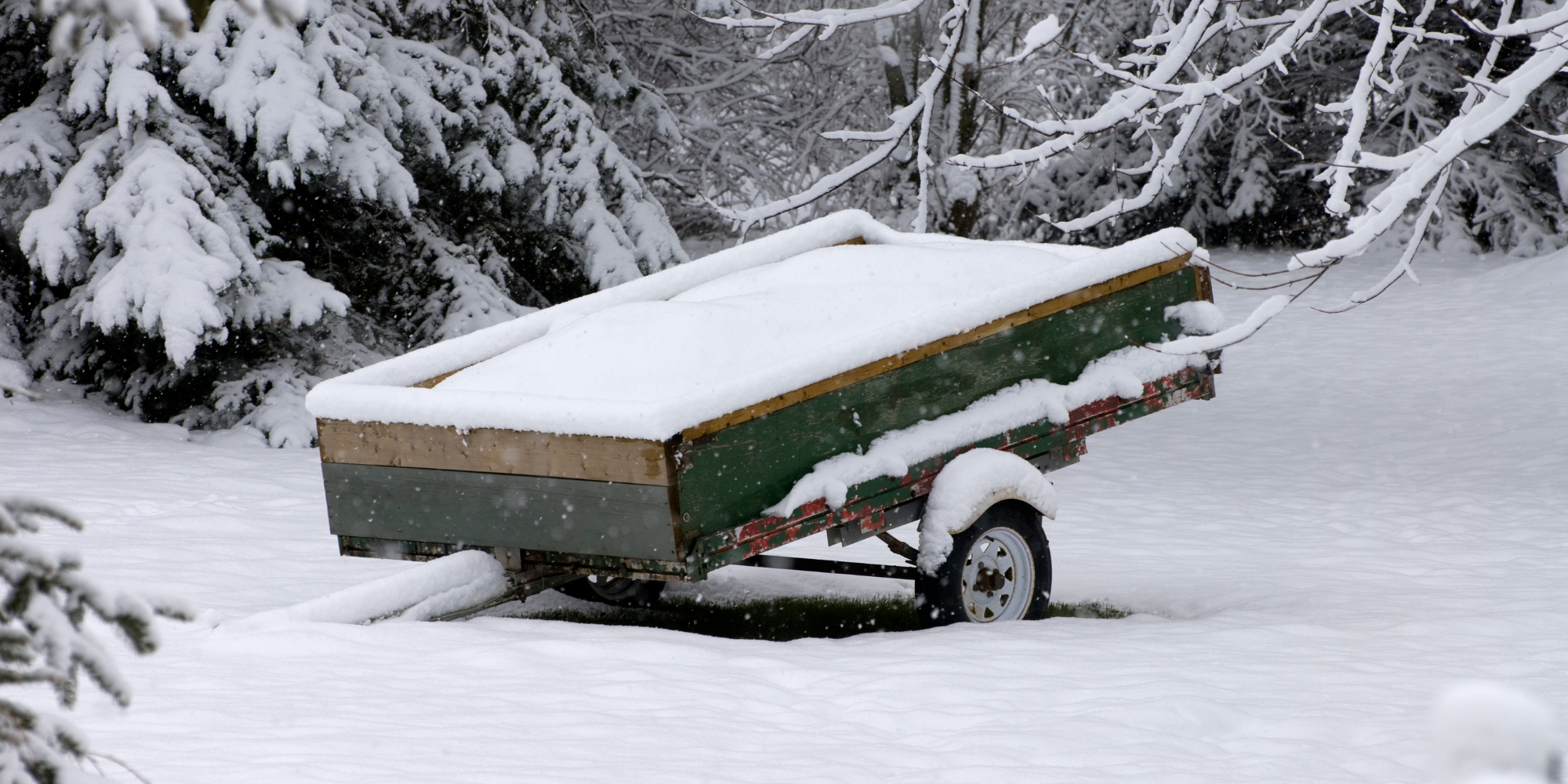 Neu: Winterreifen für den Anhänger!