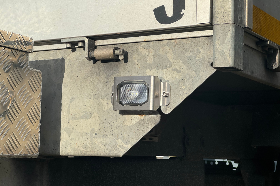 Cantonal Schutzgitter Aspöck Flexipoint - Geeignet für Flexipoint Rückleuchten - Edelstahl - 130x64x27 mm