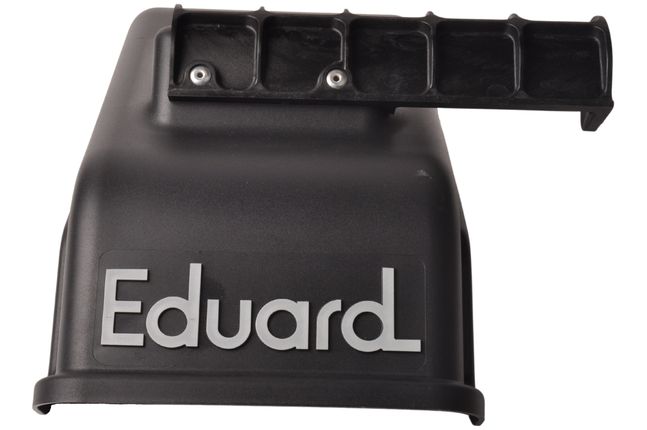 Eduard Eduard Kotflügel links mit Kotflügelhalter - 420x220x140 mm