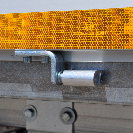 Eduard Loses Bordwandscharnier passend für Eduard