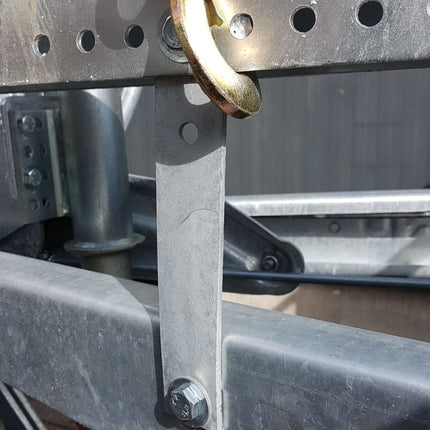 Eduard Verbindungsleiste für Windenstütze - Deichsel 230x40 mm