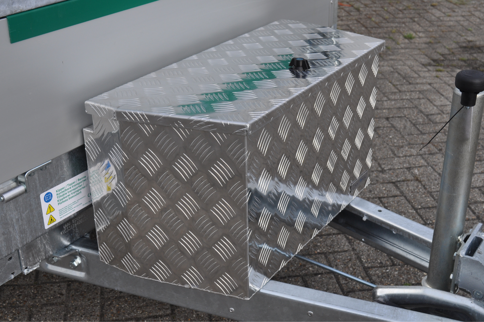 Anhängershop Aluminium Deichselbox aus Riffelblech 760x380x400 mm