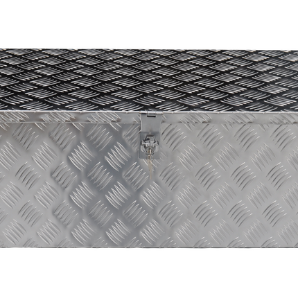 Anhängershop Deichselbox Aluminium-Riffelblech 840x400x310 mm – mit Schmetterlingsverschluss
