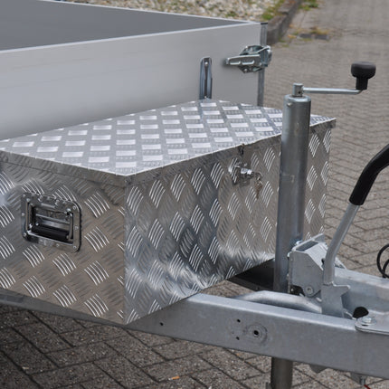 Anhängershop Deichselbox Aluminium-Riffelblech 840x400x310 mm – mit Schmetterlingsverschluss