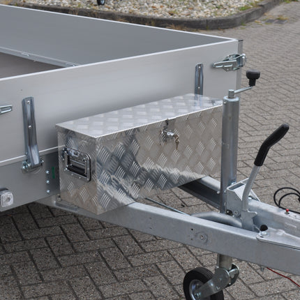 Anhängershop Deichselbox aus Aluminium-Riffelblech 760x235x300 mm – Schmetterlingsverschluss