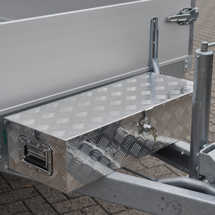 Anhängershop Deichselbox aus Aluminium-Riffelblech 800x300x190 mm – Schmetterlingsverschluss