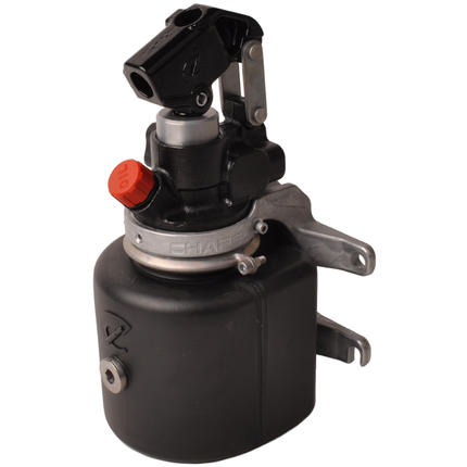 Anhängershop Handpumpe - verzinkt - 2-Liter-Behälter für Kipper