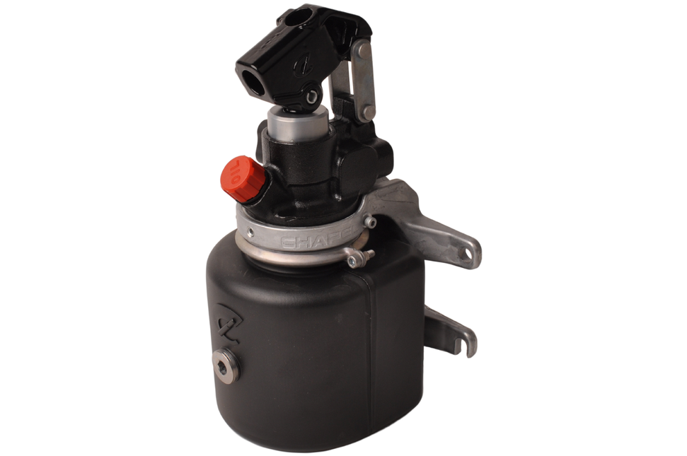 Anhängershop Handpumpe - verzinkt - 2-Liter-Behälter für Kipper