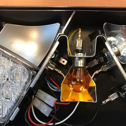 Aspock Anhänger Rückleuchte - Aspöck Multipoint 5 - rechts - 5-poliger Bajonettanschluss - LED Anhänger Rückleuchte und Bremslicht