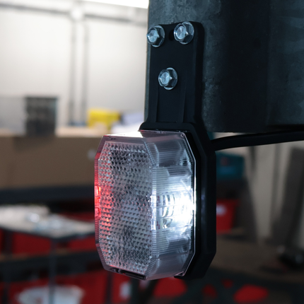 Aspock Aspöck Flexipoint LED Begrenzungsleuchte rechts – rot/weiß auf kleiner Gummihalterung mit 0,5 m Kabel