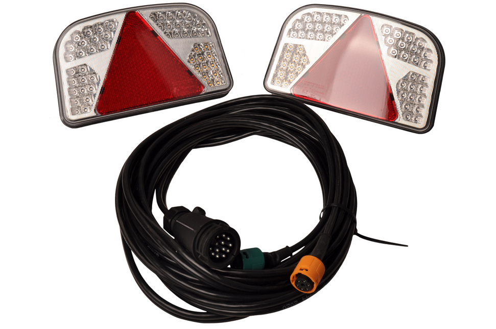Aspock LED Rückleuchten Set mit 7 Meter Hauptkabel - 13 Pins