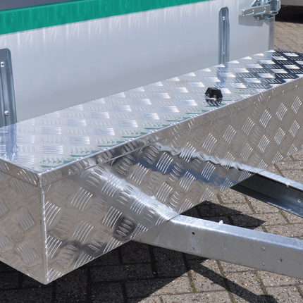 Cantonal Aluminium Deichselbox aus Riffelblech 1250x250x250 mm