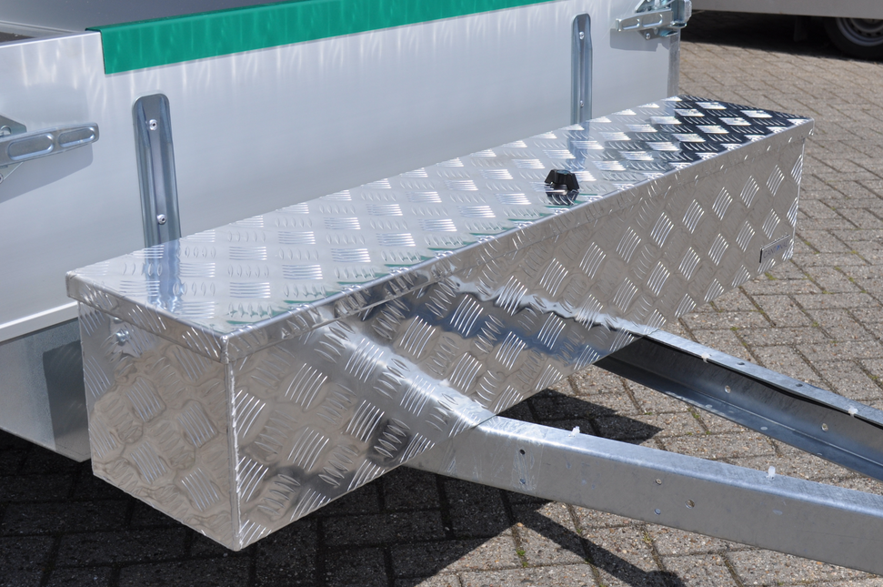 Cantonal Aluminium Deichselbox aus Riffelblech 1250x250x250 mm