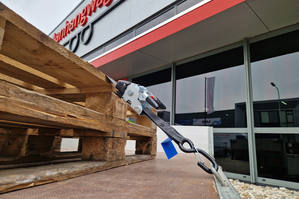 Cantonal Automatisch aufrollender Spanngurt 180x5 cm - mit S-Haken und Sicherungsfeder - 1500 kg -  Set mit 2 Stück