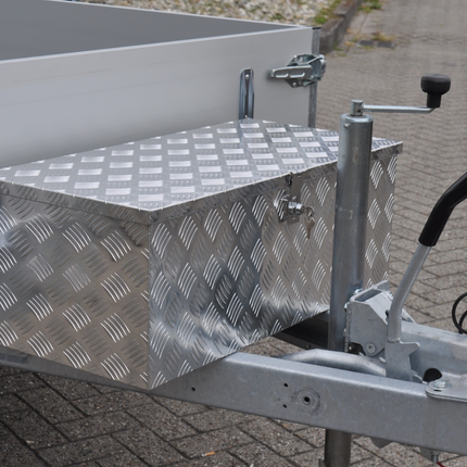 Cantonal Deichselbox Aluminium-Riffelblech 840x400x310 mm – mit Schmetterlingsverschluss