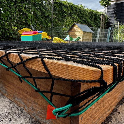 Cantonal Elastisches schwarzes Anhängernetz 1-2 x 2-3 Meter - inklusive elastischem Rand - UV-beständig