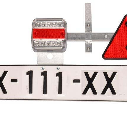 Cantonal LED Lichtleiste Anhänger von 110 cm auf 160 cm - 7-polig - inklusive Reflektoren