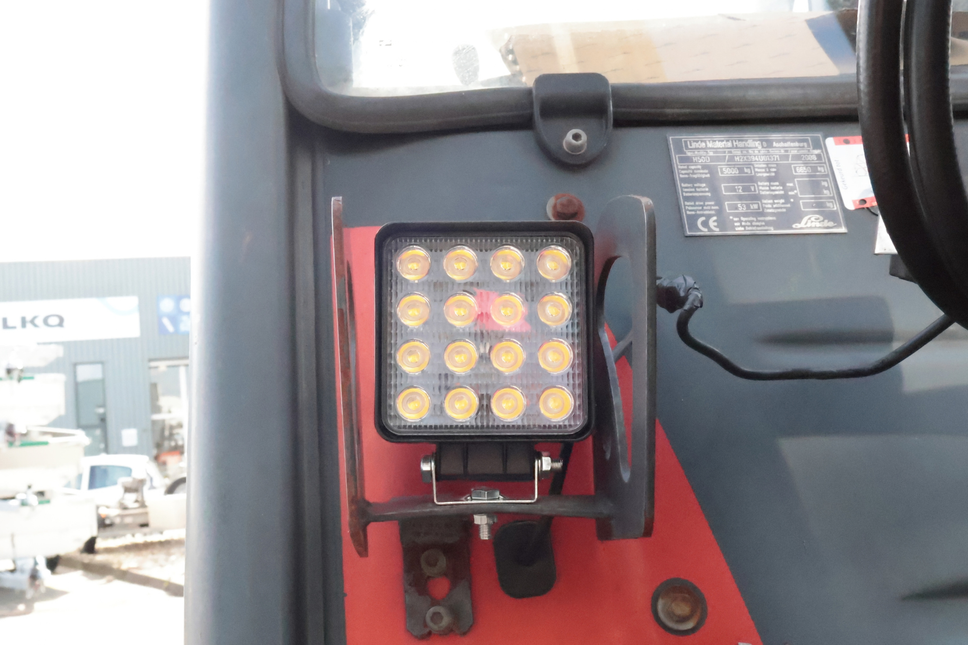 Cantonal Premium LED-Arbeitsscheinwerfer - 16W LEDs - 10-30V - 1500 Lumen - inklusive Montageset