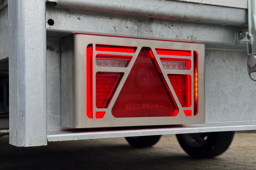 Cantonal Schutzgitter Multiled 4 - 253x141x63,7 mm - mit freiem Dreieck - Edelstahlmaterial