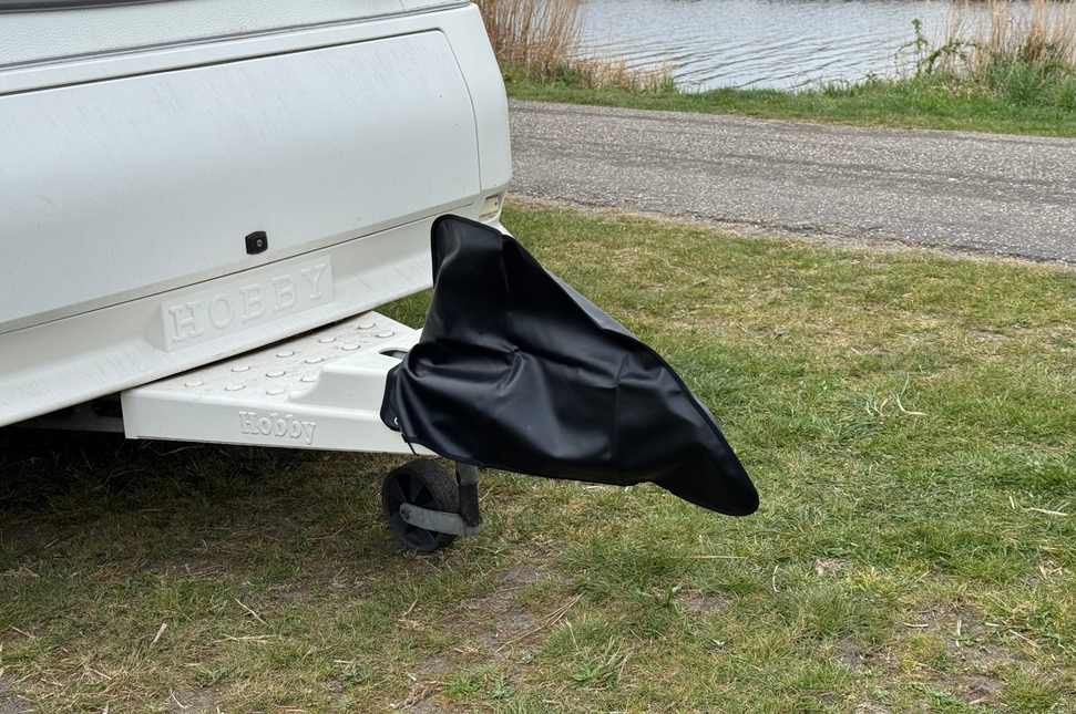 Cantonal Schwarze Deichselabdeckung 87x55 cm – PU-Material – inklusive Gummizug