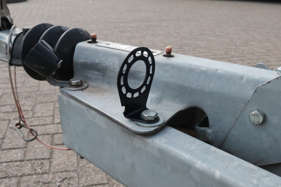 Cantonal Steckdosenhalter Metall 107x72 mm