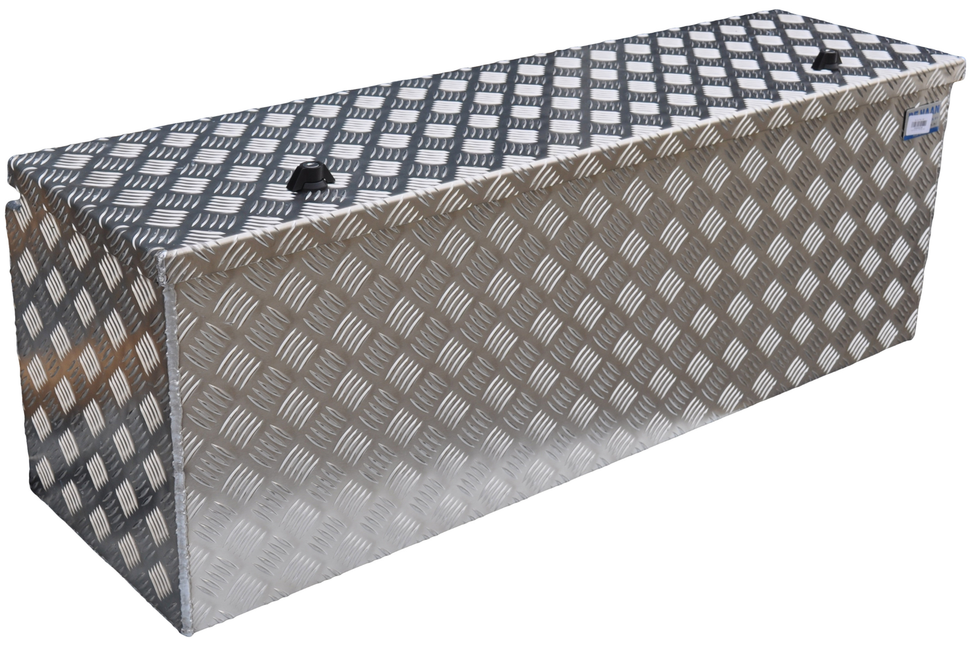 De Haan DE HAAN BOX HUW - 1140x340x400 mm Aluminium Riffelblech Deichselbox - mit Butterfly-Schloss