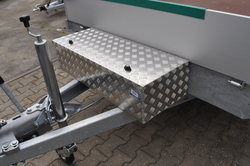 De Haan DE HAAN BOX WXV - 950x400x250 mm - wasser- und staubdichter Aluminium-Riffelblech Deichselbox - mit Butterfly-Schloss