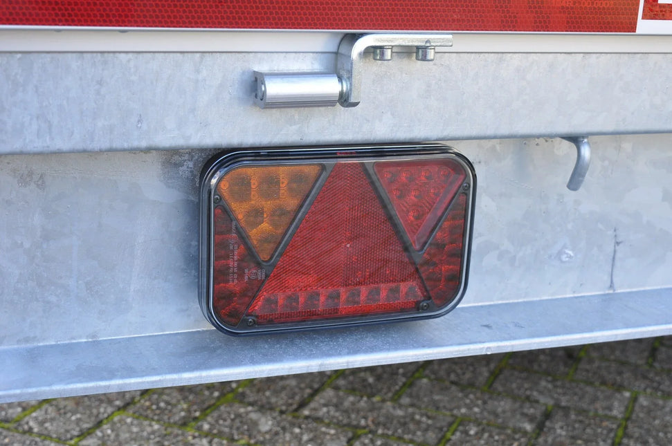 Fristom Anhänger Rückleuchte - Fristom - links - 200x130x50 mm - 5-poliger Bajonettanschlus - mit integriertem Widerstand