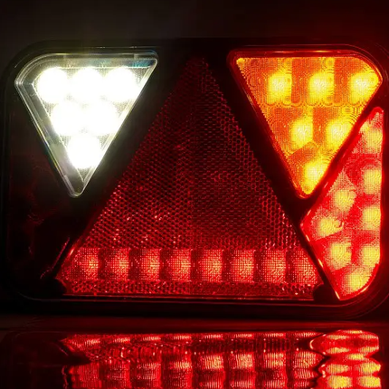 Fristom Rückleuchte - Fristom - rechts - 200x130x50 mm - Aspöck Steckverbinder - mit integriertem Widerstand