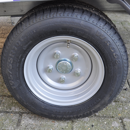 Kargotrail Komplettrad 10 Zoll - 195/55R10C Reifen + Felge - ET+25- Mercedes Lochkreis: 5x112 - 750 kg - 10 PR - 67 mm Nabendurchmesser