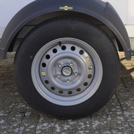 Kargotrail Komplettrad 195/65R15 Reifen + Felge (Lochkreis 5x112) 690kg Nabendurchmesser 67 mm