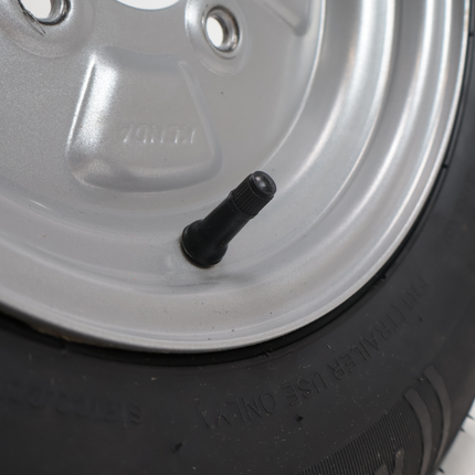 Kargotrail Komplettrad Anhänger - 145/80R10(145R10) - Lochkreis: 4x101,6 - Tragfähigkeit: 375 kg - Nabendurchmesser: 67 mm - 4PR