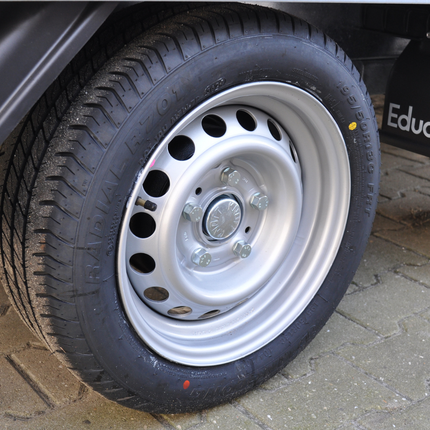 Kenda 195/50R13C (5x112) 900kg - Nabe 67 mm
