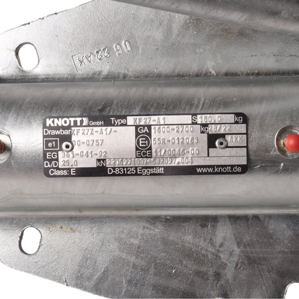 Knott Auflaufeinrichtung für Anhänger KF27 (2700 kg) V-Deichsel Auflaufbremse inkl. Stützradkonsole.