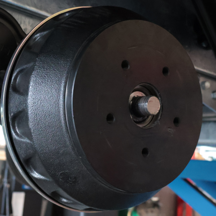 Knott Knott Bremstrommel - 250x40 mm - 5x112 - inklusive Kompaktlager - 25-2025