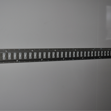 Novio Ladungssicherungsschienen 2,5 mm dick - 150 cm