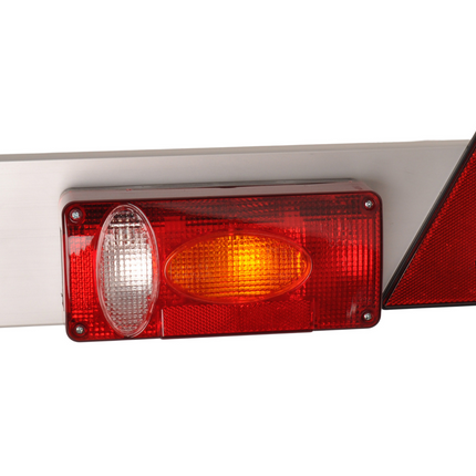 Radex Aluminium-Lichtleiste mit Radex 5500 Leuchten - 7/13 polig - mit Radex-Steckern