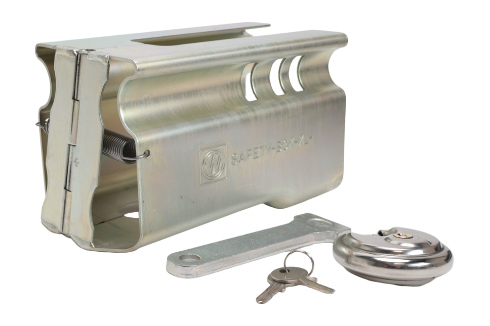 Winterhoff Deichselschloss Kasten Albe XL – Premium – Silber – Stahl – inkl. Edelstahl-Discussschloss mit 2 Schlüsseln – Safetybox XL