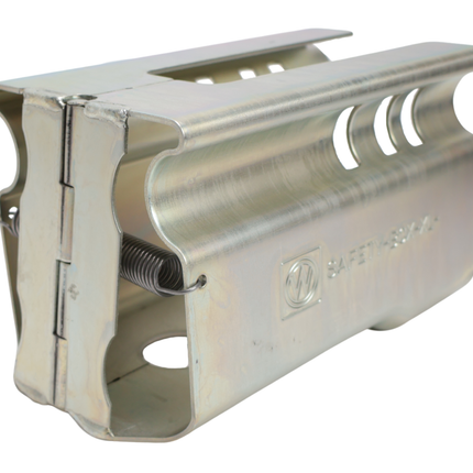 Winterhoff Deichselschloss Kasten Albe XL – Premium – Silber – Stahl – inkl. Edelstahl-Discussschloss mit 2 Schlüsseln – Safetybox XL